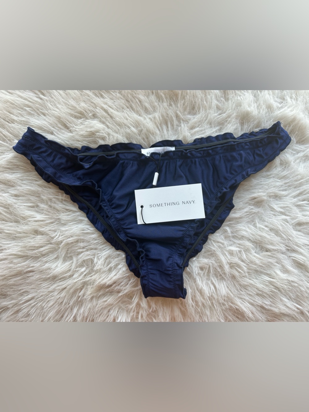 Something Navy Peony Navy Ruffle Trim Bikini Bottom M - Picture 1 of 12